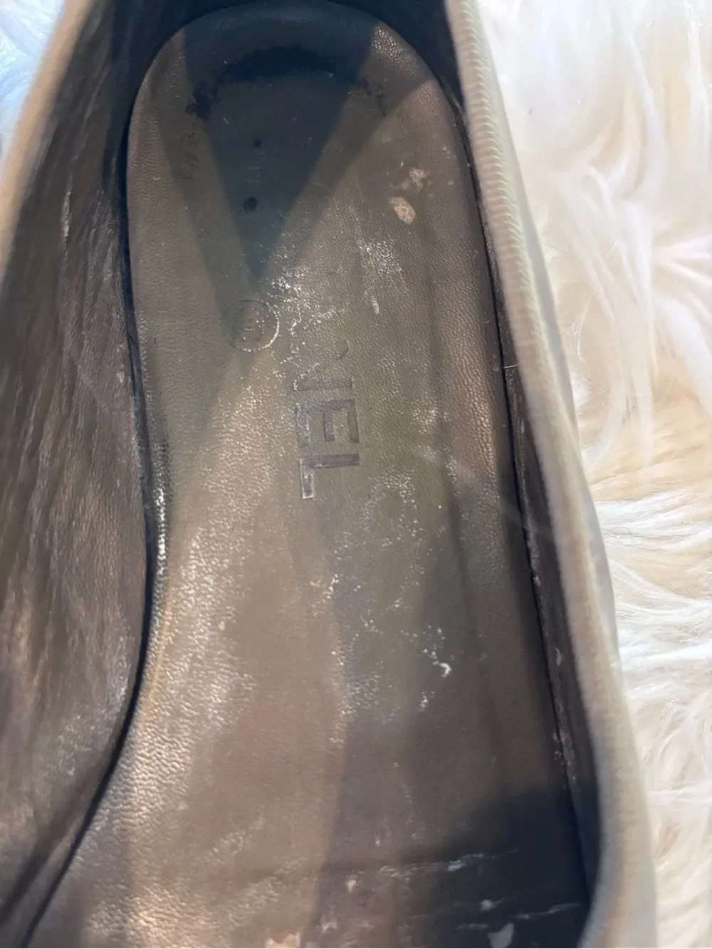 Vintage CHANEL Olive Green Leather Ballet Flats with Bow and CC Logo